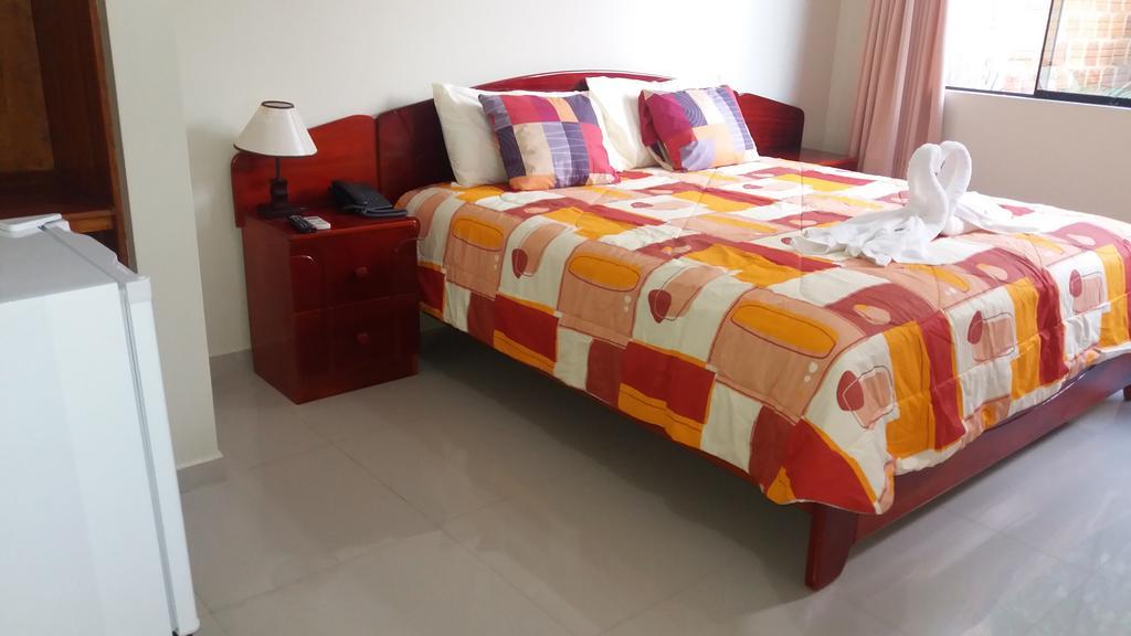 Hotel Jose Antonios Inn Puerto Maldonado Zewnętrze zdjęcie